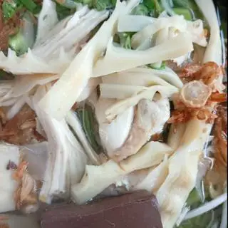 Miến Trộn Gà Xé  - 42.000 ₫ tại Bún Gà, Bún Vịt & Bún Bò O Đài - Nguyễn Văn Thương