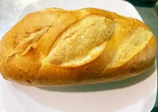 Bánh Mì Đặc Ruột - 10.000 ₫ tại Cháo Ếch Singapore Tây Thạnh - Tây Thạnh
