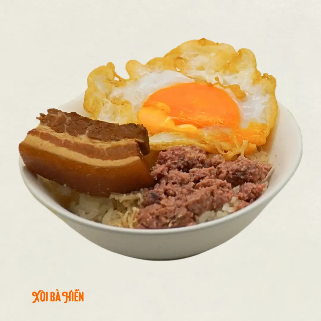 Hình ảnh Xôi thịt, trứng (ốp/kho), pate