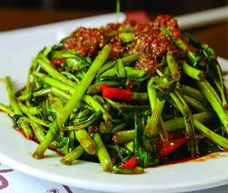 Rau muống xào ớt sambal - 137.500 ₫ tại Geylang Lor 9 - Cháo Ếch Singapore - Đông Du