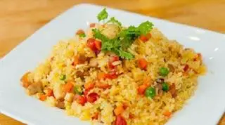 Cơm chiên dương châu  - 45.000 ₫ tại  Ẩm Thực Chay Vegeta - Nguyễn Đình Chiểu