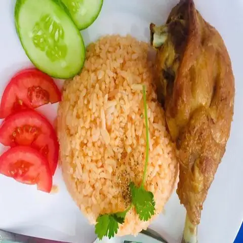 Cơm gà Bảo Bảo - Dương Quảng Hàm - Cơm/Cơm tấm gần bạn