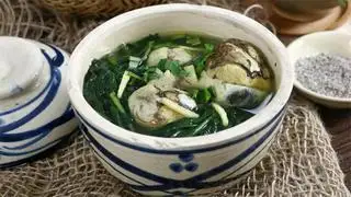 Hình ảnh Suất hầm gồm 1 óc và 1trứng lộn hầm ngải cứu
