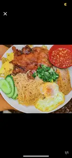cơm tấm sườn-bì-chả-trứng  - 75.000 ₫ tại Cơm Tấm Cậu Ba - Nguyễn Thiện Thuật