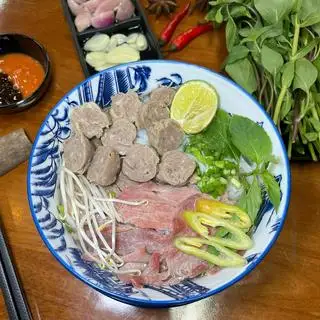 Phở Tái Viên - 60.000 ₫ tại PHỞ VÀ LẨU ONEONE - Bắc Hải