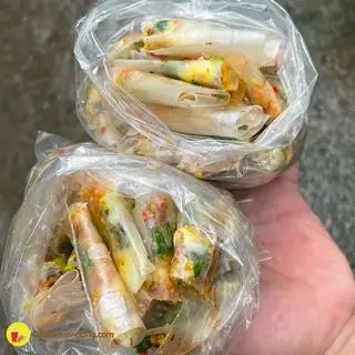 Bánh tráng cuốn mỡ hành - 29.000 ₫ tại Bánh Tráng Nhà Bo - Bánh Tráng Nướng & Bánh Tráng Trộn - Cách Mạng Tháng 8