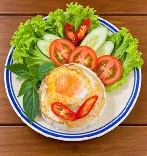 Hình ảnh Cơm Rang Tỏi-Trứng Ốp La