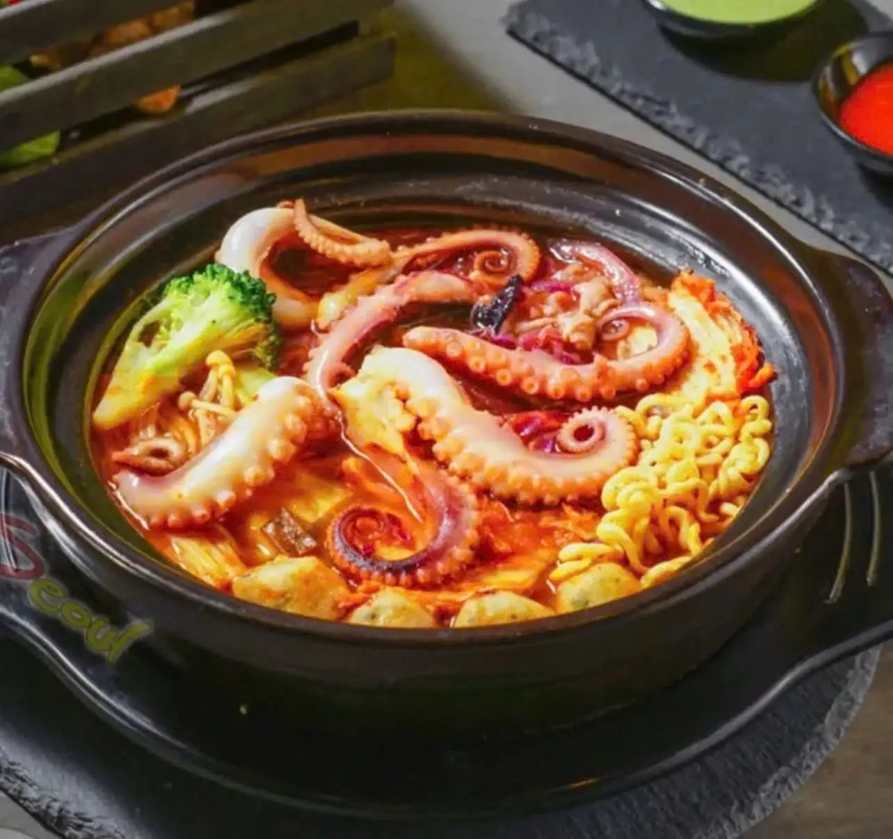 Hình ảnh Mỳ kim chi bạch tuộc