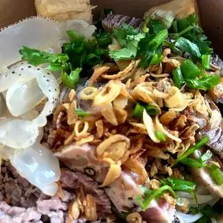 Bún riêu đặc biệt - 90.000 ₫ tại Bún Riêu Bề Bề & Cơm Văn Phòng Khánh Linh - Trần Não