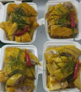 Hình ảnh Gà Ủ Muối Cả Con To +1 Coca