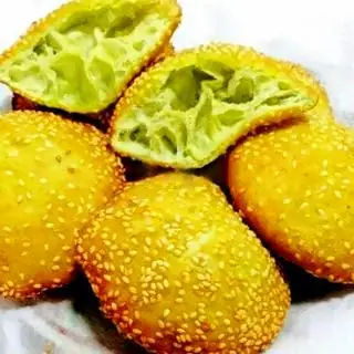 Tiêu dứa sữa - 9.000 ₫ tại Lò Bánh Tiêu Ông 7 - Phan Văn Hân
