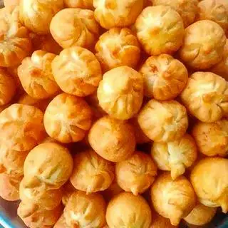 Bánh bao chiên thịt trứng cút - 11.000 ₫ tại Lò Bánh Tiêu Ông 7 - Phan Văn Hân