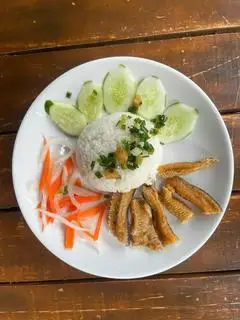 Hình ảnh Cơm tấm Cá lóc chiên