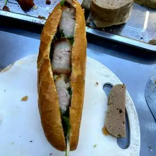Bánh mì thịt xíu - 31.000 ₫ tại Bánh Mì Quảng Nam - Đà Nẵng - Đường S5