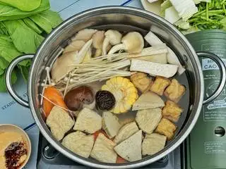 Hình ảnh Lẩu Nấm Lớn - 4 Người