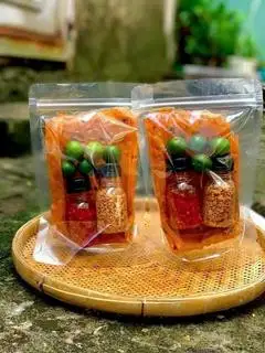 Hình ảnh Dẻo tôm chấm muối hạt ớt rim - set vừa