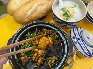 phần 2 ếch + cháo - 92.000 ₫ tại Cháo Ếch Singapore A Sơn - Đường Số 4