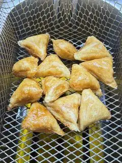 Hình ảnh  10 viên cảo tam giác loại viên chiên 
