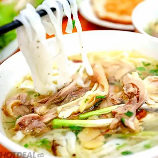 Phở gà chặt - 50.000 ₫ tại Gà Ta Sơn Ca - Gà Cúng, Gỏi, Cơm & Cháo