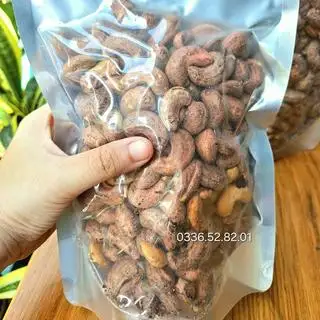 Hình ảnh Hạt điều nửa ký (To, nguyên hạt, hút chân không)