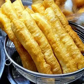 Bánh quẩy - 9.000 ₫ tại Bánh Tiêu Chú Dũng - Cống Quỳnh