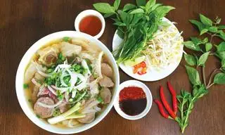 Hình ảnh Miến bò viên gà