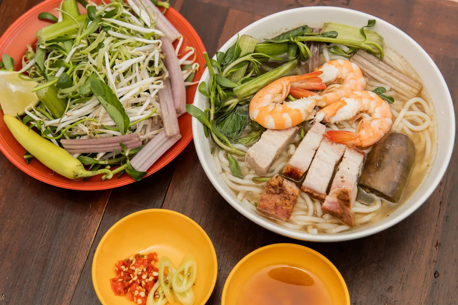 Bún mắm tôm heo quay - 77.000 ₫ tại Bún Mắm Cô Tư Miền Tây - Bùi Minh Trực