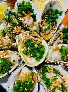 Hình ảnh Hàu nướng mỡ hành