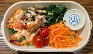 Hình ảnh salad tôm nấm