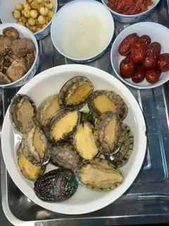 Hình ảnh Cháo bào ngư tiềm nấm quý