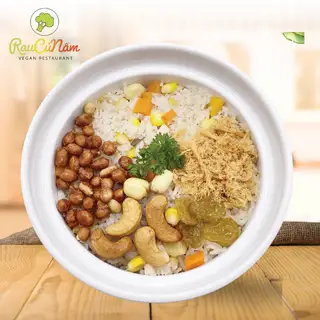 Cơm chiên vị khóm chay - 60.000 ₫ tại Chay Rau Củ Nấm Vegan - Lê Văn Lương