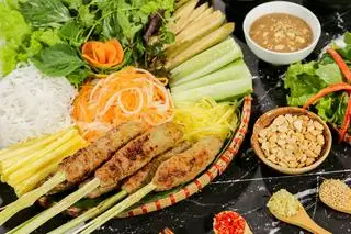 Hình ảnh Nem Lụi Huế Nhỡ
