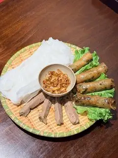 Hình ảnh Bánh mướt: Ram - giò que
