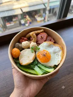 Hình ảnh Mì trộn indomie thập cẩm 