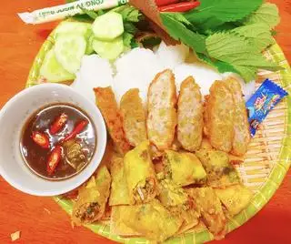 Hình ảnh Bún đậu nem chả cốm