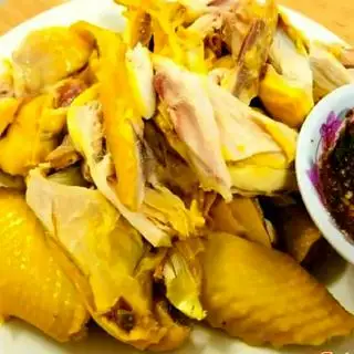 Hình ảnh Gà Ủ Muối Nguyên Con