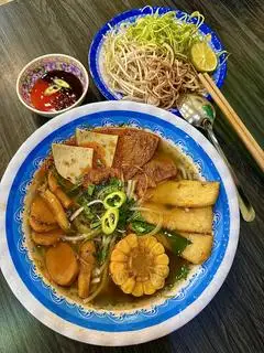 Hình ảnh Bún Huế Chay
