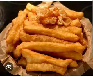 Bánh quẩy  - 7.000 ₫ tại Bánh Canh Ghẹ - Ung Văn Khiêm