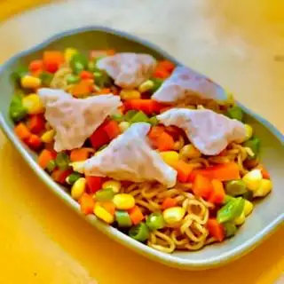 Hình ảnh Mì trộn sủi cảo