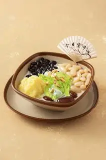 Chè ba màu - 52.000 ₫ tại Chè 24 - Tôn Thất Hiệp
