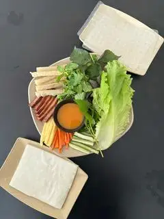 Hình ảnh bánh tráng cuốn nem nướng