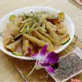 Hình ảnh Chân Gà Có Xương Ngâm Sả Ớt Loại To