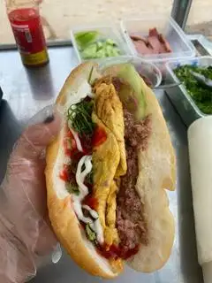 Hình ảnh Bánh mì pate trứng 