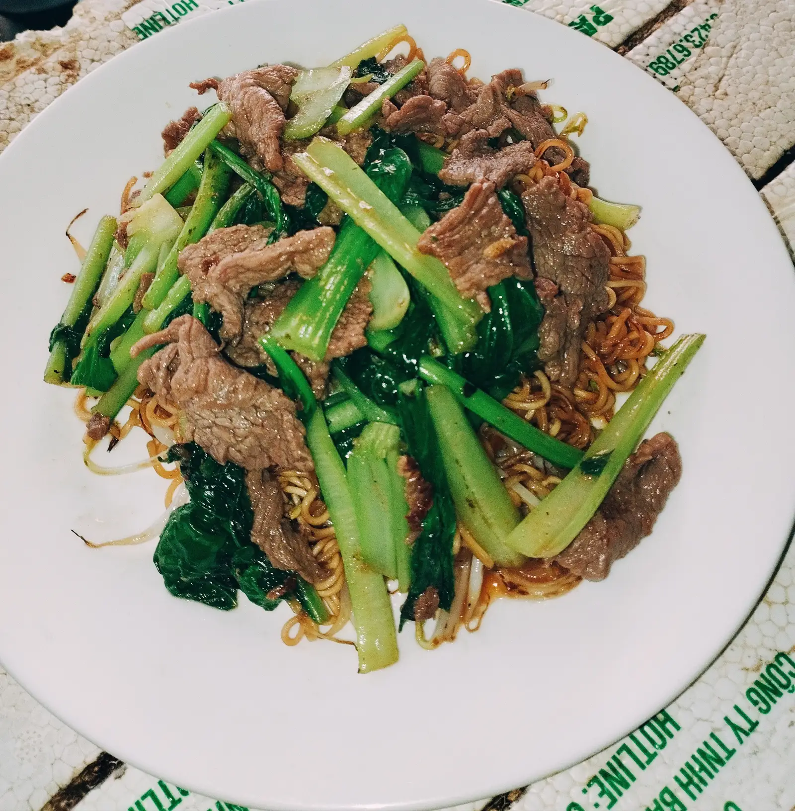 Mì Xào Bò - 43.000 ₫ tại Bột Chiên & Mì Xào - Hoàng Diệu