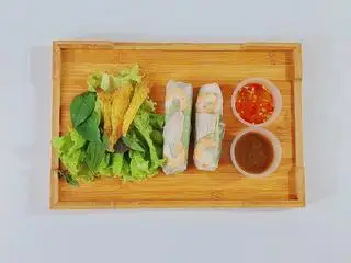 Gỏi cuốn tôm thịt - 13.000 ₫ tại Bếp Nhà Chuối - Gỏi Cuốn Ngũ Vị - Nguyễn Thị Thập