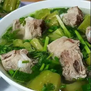 Cơm canh khổ qua hầm sườn non - 54.000 ₫ tại Cơm Văn Phòng Min - Đường số 32