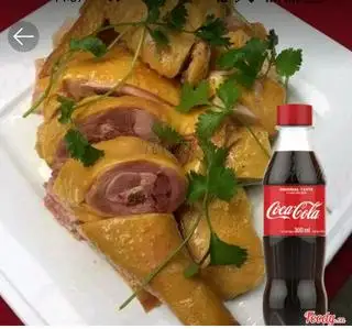 Hình ảnh Combo 1/2 gà hấp - 1 coca