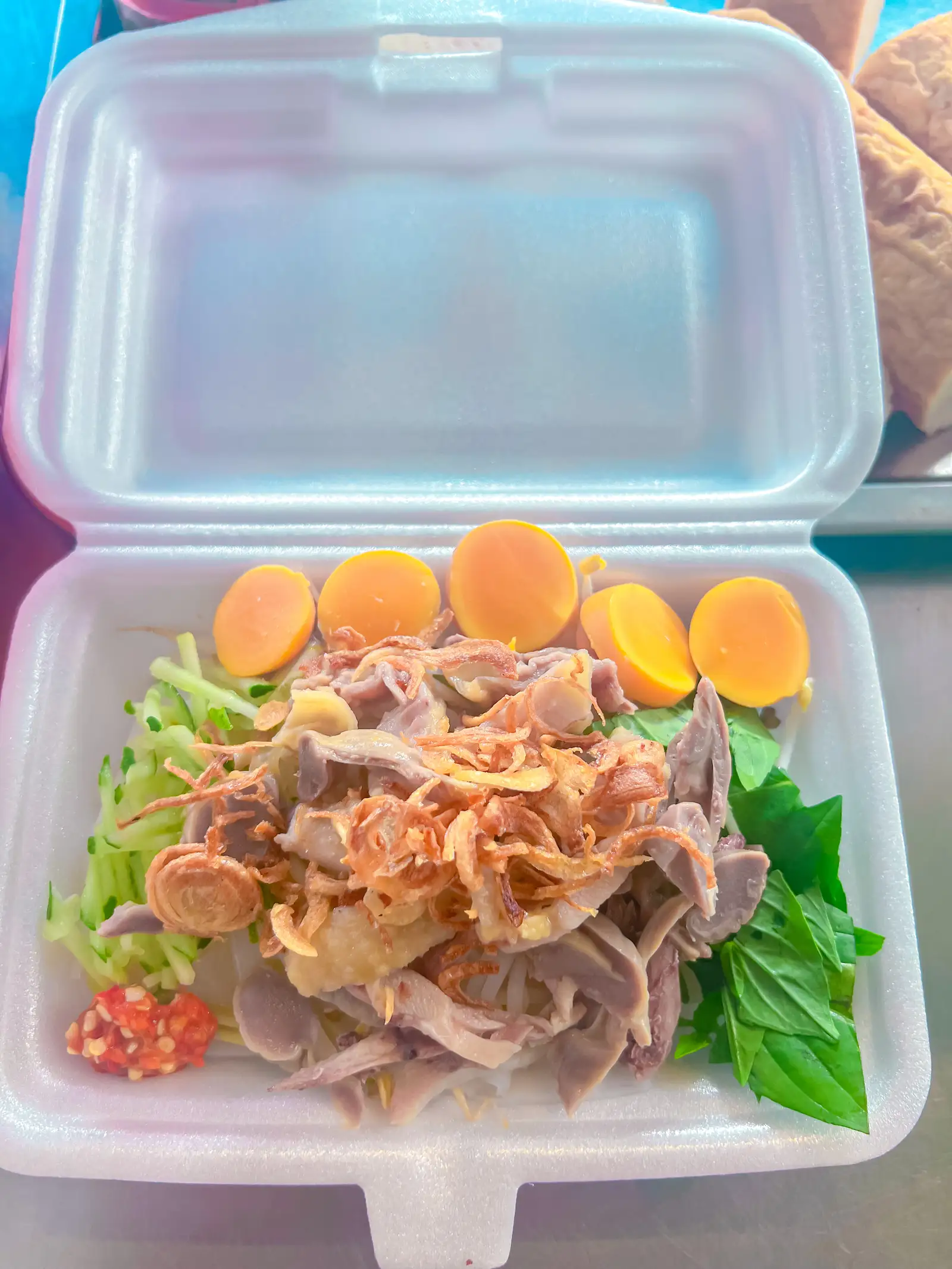 Bánh ướt lòng gà đặc biệt - 48.000 ₫ tại Tiệm Bánh Ướt Lòng Gà Thịt Gà Xé & Bánh Cuốn Nóng Tráng Máy - Lê Văn Thọ