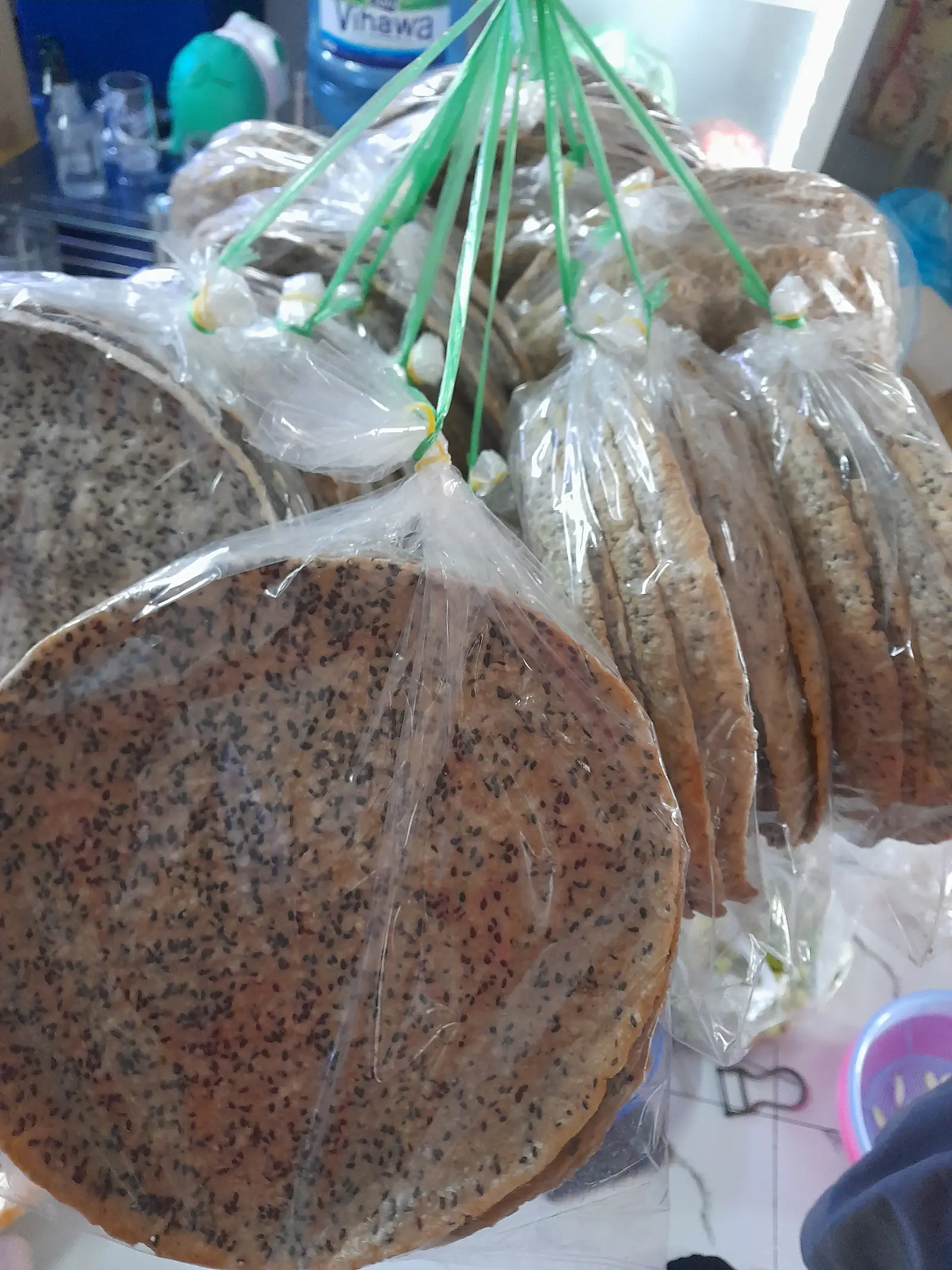 Bánh tráng bánh đa - 7.000 ₫ tại Tré Trộn - Gia Như & Ngọc Loan - Tân Hoá 