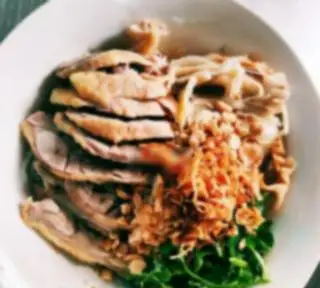 Hình ảnh Bún trộn ngan đùi